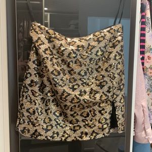 Superdown leopard sequin mini skirt (never worn)